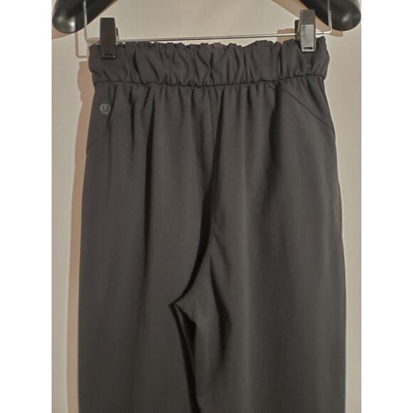 Lululemon Keep Moving 7/8 Crop High Rise Paper Bag Drawstring Pants Size 2 Black - Picture 5 of 12